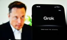 media/86/elonmuskunveils_4688633t.jpg