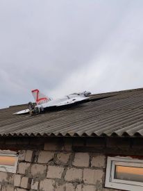 media/89/7dronescross_4738913t.jpg