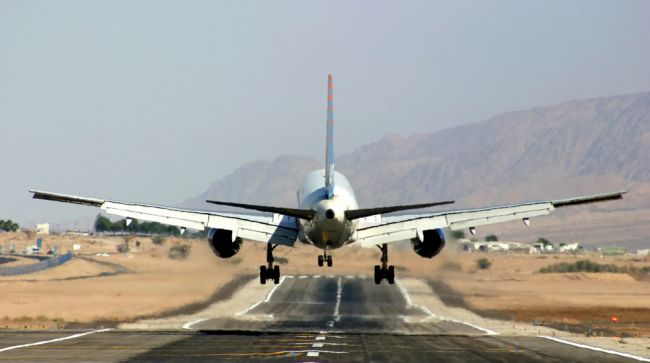 Flyselskaber bliver ved med at undgå mellemøstligt luftrum, efter at USA går ind i konflikten mellem Israel og Iran