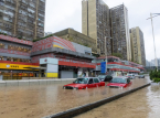 I mods&aelig;tning til Mumbai udsendte Hongkong i dag sin h&oslash;jeste regnadvarsel