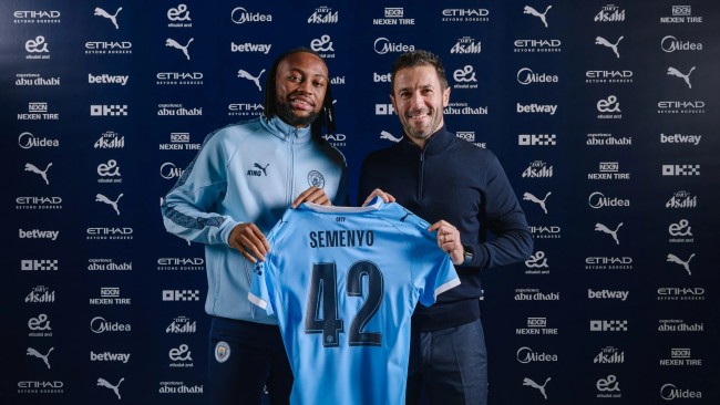 Antoine Semenyo annoncerede som nyindkøb for Manchester City: "Et sandt privilegium at være her"