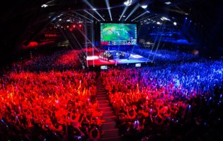 Riot Games har forlænget sit partnerskab med Mastercard