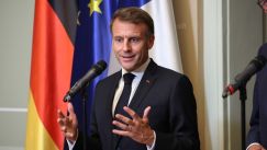 media/93/macronfacespolitical_4699363t.jpg