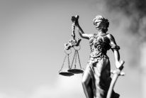 media/96/lawyerbroughtcourt_4709633t.jpg