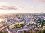 Licensen til at k&oslash;be en bil i Singapore koster nu over 100.000 dollars