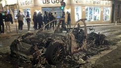 media/97/riotsparisafter_4549723t.jpg
