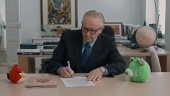 Angry Birds - Martti Ahtisaari Negotiates a Truce on Piggy Island Trailer